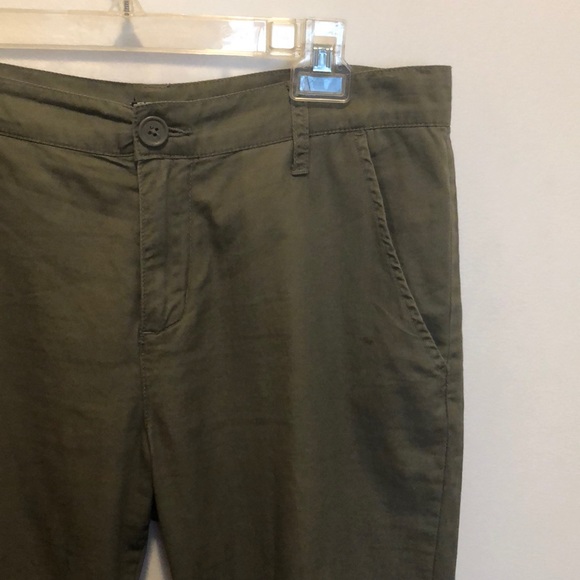 Olive green BDG trousers, lightly worn, size 28. - Picture 2 of 5